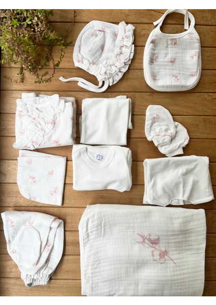 %100 Pamuk Yenidoğan Kız Bebek Hastane Çıkış Seti 10 Parça – Müslin Pembe