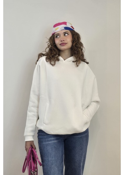 Kadın Kapüşonlu Kanguru Cepli Uzun Kol Oversize Sweatshirt