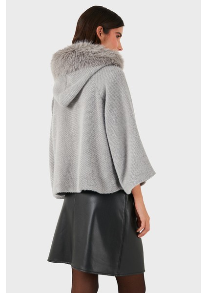 Via Dante Oversize Yumuşak Tüylü Kapüşon Truvakar Kollu Mont Bayan Mont 690920 modelleri