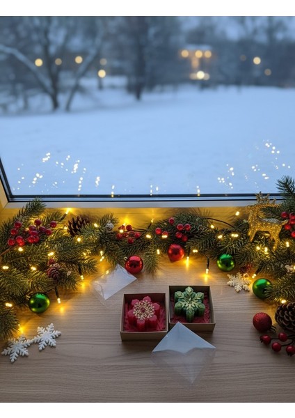 Yılbaşı Kırmızı ve Yeşil Kar Tanesi Mum Seti, Hediye Kutulu 2'li Set indirimleri