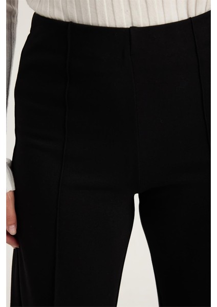 Nervür Dikişli Bol Kesim Pantolon fırsatları