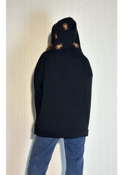 Kadın Kapüşonlu Kanguru Cepli Nakış Baskı Detaylı Uzun Kollu Oversize Sweatshirt fırsatları