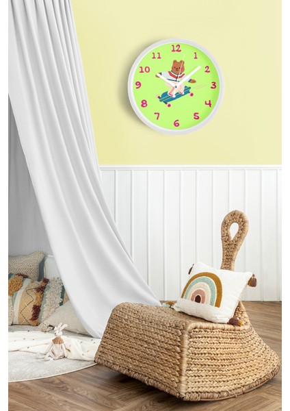 Kaykay Yapan Ayı Çocuk Odası Duvar Saati - 30CM - Önü Camlı Beyaz Kasa - Sessiz Mekanizma fiyatları