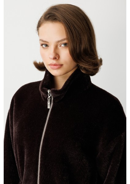 Dik Yaka Peluş Mont 6103-26K modelleri