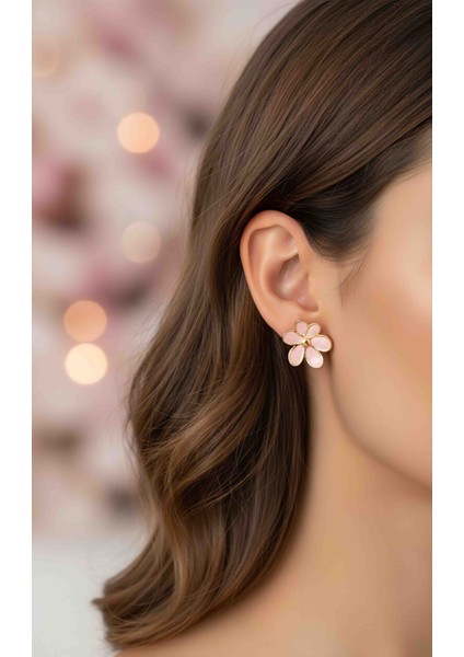 ​🌸 Pembe Papatya Mine Işlemeli Altın Kaplama Küpe | Zarif ve Romantik Çiçek Tasarımı