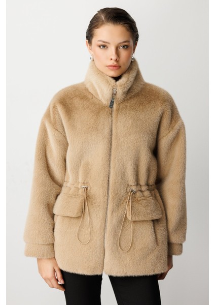 Dik Yaka Peluş Mont 6103-26K modelleri