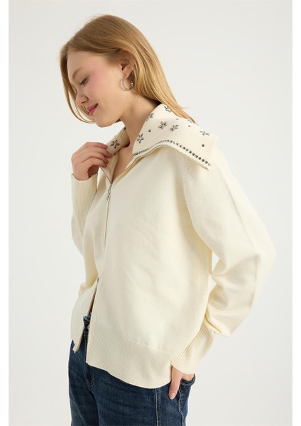 Çiçek Motifli Hırka fiyatları