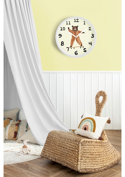 Güneş Gözlüklü Kaykay Yapan Sevimli Ayı Çocuk Odası Modern Duvar Saati - 30CM - Önü Camlı Beyaz Kasa fiyatları