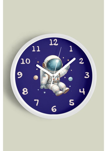 Astronot Tasarımlı Modern Çocuk Odası Duvar Saati - 30CM - Önü Camlı Beyaz Kasa - Sessiz Mekanizma