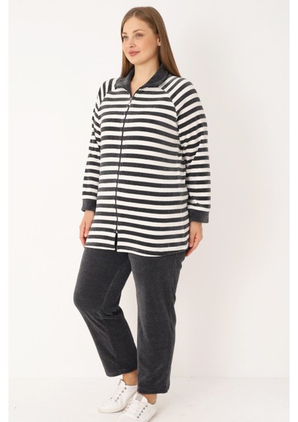 Çizgili Uzun Kollu Cepli Pamuklu Kadife Fermuarlı Balıkçı Yaka Kadın Büyük Beden Eşofman Takımı fiyatları