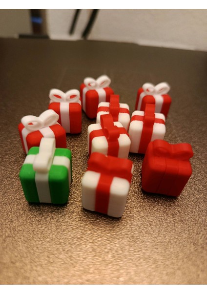 Mini Hediye Kutusu Dekoru – 10’lu Set (1.5 Cm) – Karışık Renk indirimleri