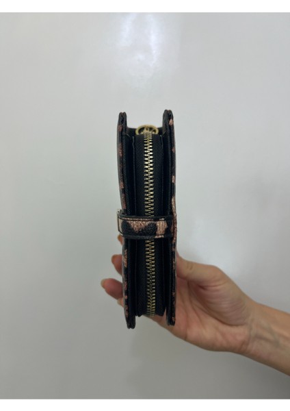 Siyah Krem Ekstra Kağıt Para Bölümlü Leopar Desenli Gold Detaylı Deri Kadın Cüzdan fiyatları