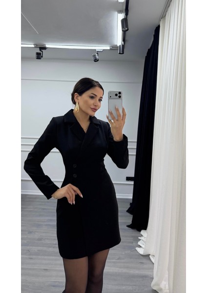 Siyah Düğme Detaylı Kısa Boy Dokuma Ceket Elbise fiyatları