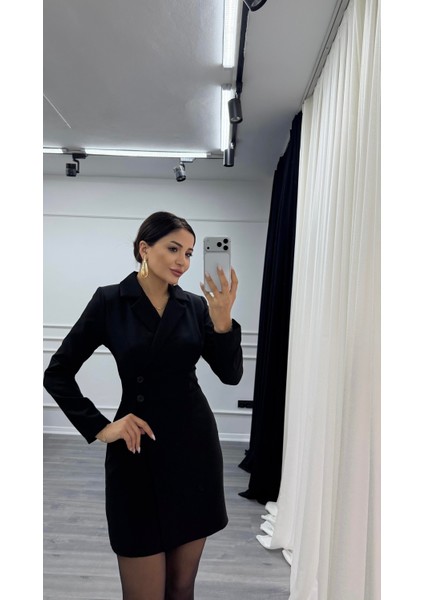 Siyah Düğme Detaylı Kısa Boy Dokuma Ceket Elbise modelleri