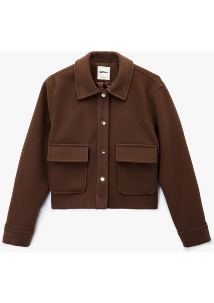 Uzun Kollu Cepli Düğmeli Kısa Kaşe Mont