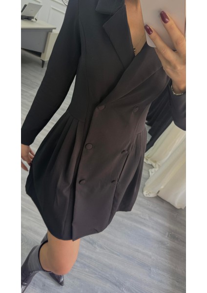 Kruvaze Kesim Pile Detaylı Ceket Elbise - Siyah