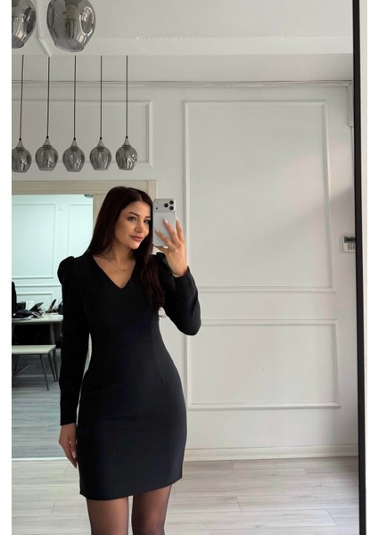 Siyah V Yaka Balon Kol Kısa Boy Dokuma Elbise