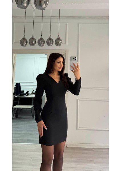 Siyah V Yaka Balon Kol Kısa Boy Dokuma Elbise indirimleri