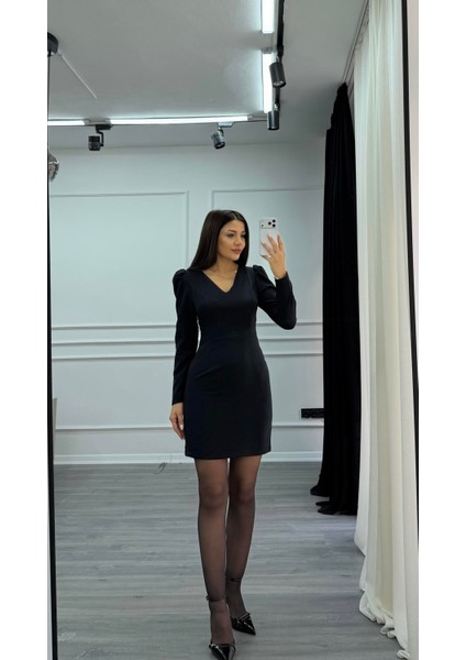 Siyah V Yaka Balon Kol Kısa Boy Dokuma Elbise