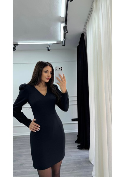 Siyah V Yaka Balon Kol Kısa Boy Dokuma Elbise