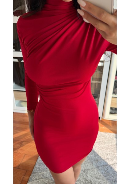 Kırmızı Sandy Kumaş Drape Detay Uzun Kollu Elbise modelleri