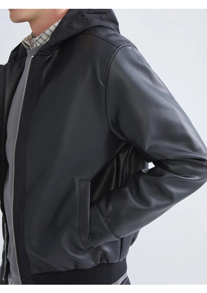 Xsıde Siyah Standart Kalıp Kapüşonlu Erkek Deri Görünümlü Ceket modelleri