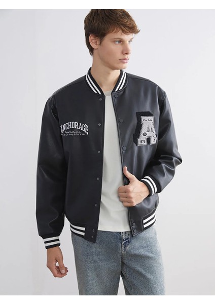 Lc Waıkıkı Siyah Kolej Yaka Nakışlı Erkek Deri Görünümlü Ceket