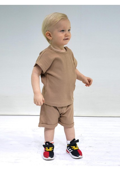 Cep Detaylı Tişört Şort Takım