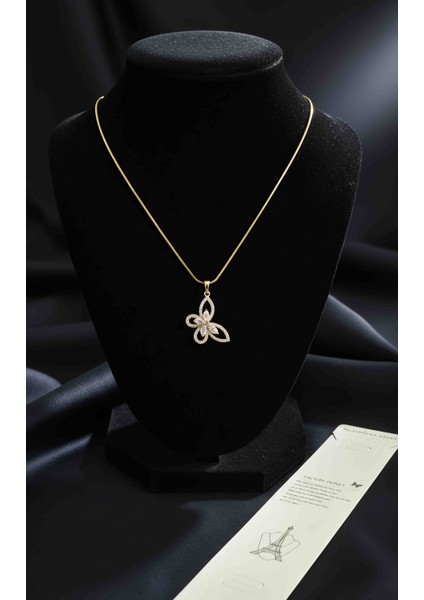 ​🦋 Kararma Yapmayan Çelik Kelebek Kolye | Suya Dayanıklı Minimalist ve Zarif Tasarım | Yılbaşı Hediye modelleri