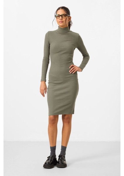 Yake Store Yeşil Kaşkorse Triko Dar Kalıp Balıkçı Yaka Kadın Elbise - 97117 fiyatları