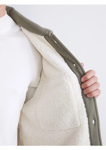 Xsıde Haki Rahat Kalıp Uzun Kollu Erkek Gömlek Ceket fırsatları