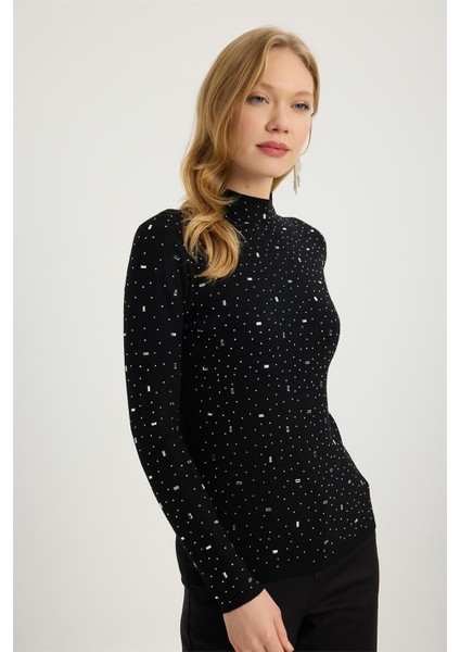 Dik Yaka Ayna Taşlı Triko modelleri