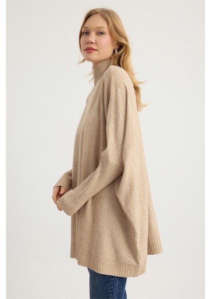 Dik Yaka Geniş Kesim Triko fiyatları