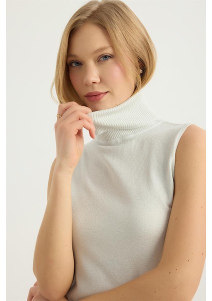 Simli Balıkçı Yaka Triko fırsatları