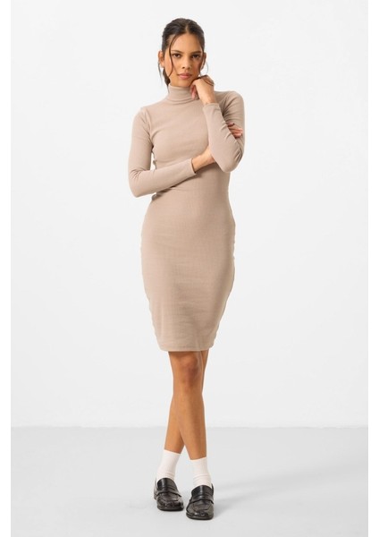 Yake Store Bej Kaşkorse Triko Dar Kalıp Balıkçı Yaka Kadın Elbise - 97117 fırsatları