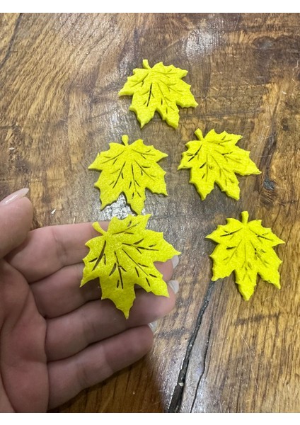 5 Adet Sarı Keçe Yaprak Arma Seti 5x5 cm fiyatları