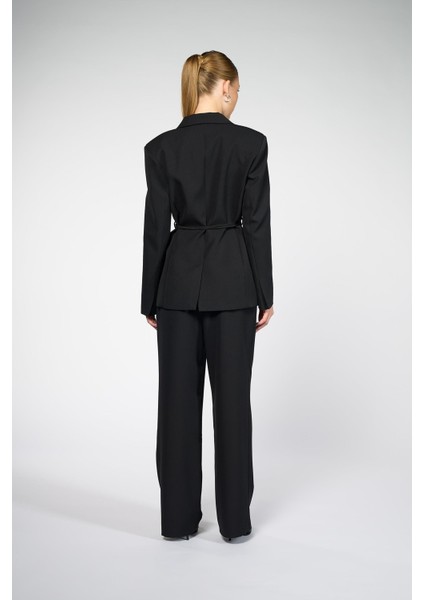 Kadın Siyah Bağcıklı Dokuma Blazer modelleri