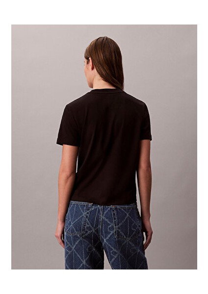 Kadın Fitted Script T-Shirt indirimleri