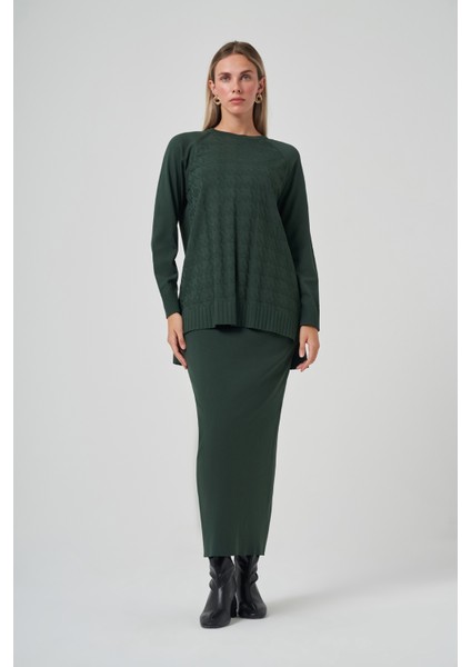 Kazayağı Desen Merserize Kalem Etekli Triko Takım 1350 Turmalin Yeşil fırsatları