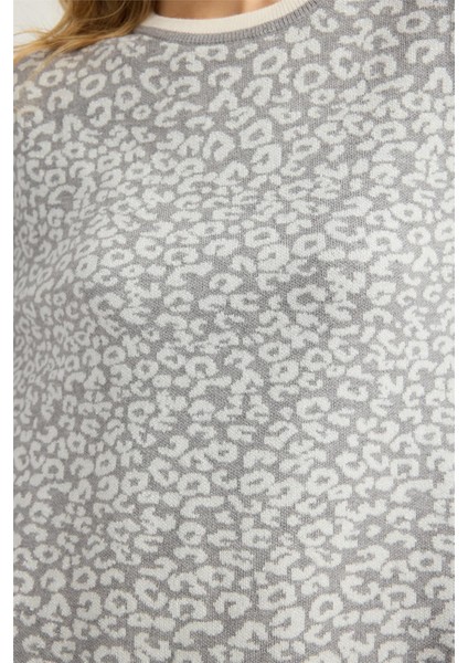 Simli Benek Desenli Triko fırsatları