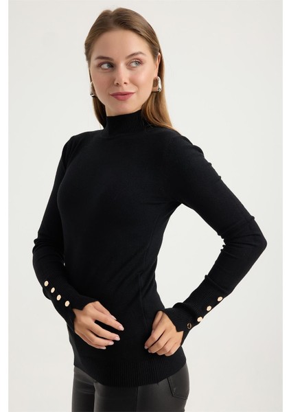 Dik Yaka Perçinli Triko fiyatları