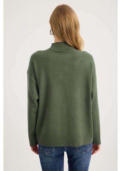 Yivli Dokuma Dik Yaka Triko indirimleri