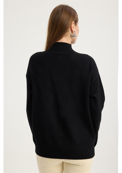 Yivli Dokuma Dik Yaka Triko indirimleri