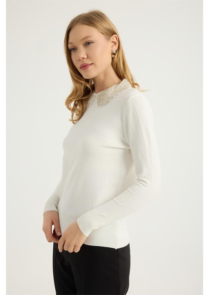 Boncuklu Yakalık Triko fiyatları