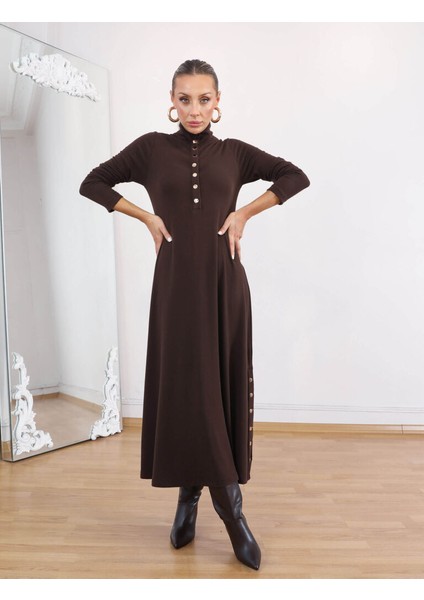 Buketli Kadın Dik Yakası ve Iki Yanı Çıt Çıt Detaylı Çelik Örme Penye Triko Uzun Kollu Uzun Elbise modelleri