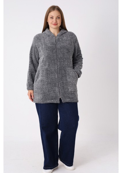 Kadın Büyük Beden Kapüşonlu Fermuarlı Cepli Soft Peluş Sweatshirt