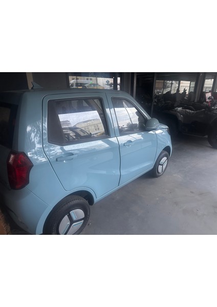 Amy 4 Kapılı Elektrikli Araba fiyatları
