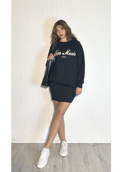 Kadın Bisiklet Yaka Nakış Baskılı Uzun Kollu Oversize Sweatshirt fırsatları