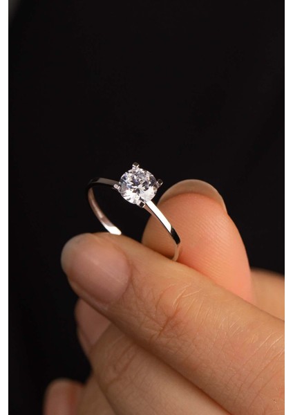 14 Ayar Altın V Kesim Tektaş Yüzük fırsatları