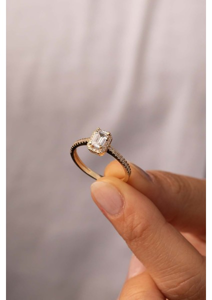 14 Ayar Altın Taşlı Baget Yüzük modelleri